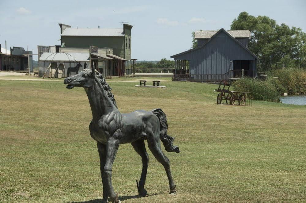 Beaumont Ranch Hotel Grandview ภายนอก รูปภาพ